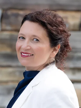  <span>Beth</span> Dombroski